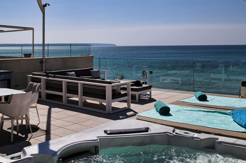 Jacuzzi Terrace 2